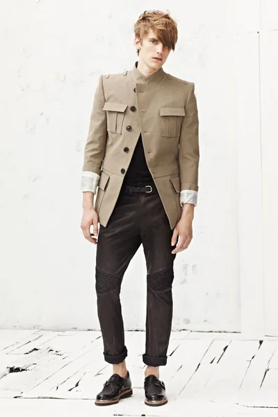 Look 11